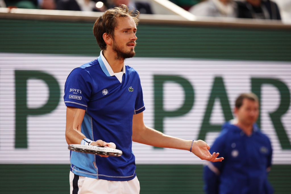 更广阔的舞 更广阔的舞