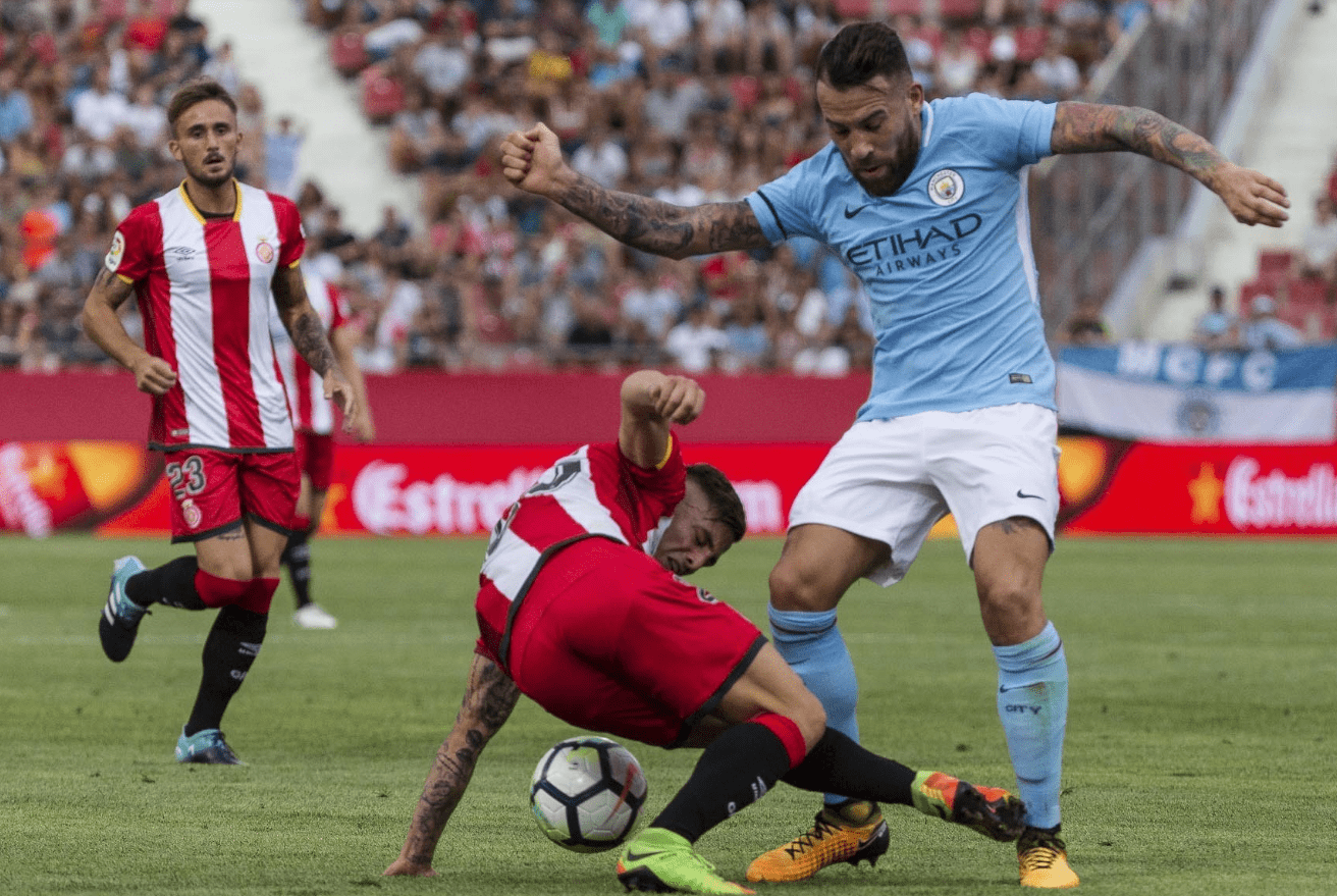 手逐渐崭露 手逐渐崭露